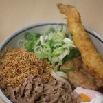 うどん屋 一 - かけうどん(冷)えび天、肉、きつね、月見