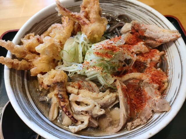 肉そば藤七（ニクソバトウシチ） - 勾当台公園（そば）の写真