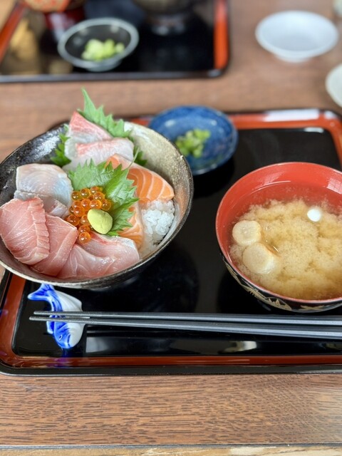魚屋と海鮮丼 熟鮮-Zen- 禅 - 前空/海鮮丼 | 食べログ