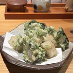 石臼挽手打 そばの音 - 子持ちこんにゃくとアオサの天ぷら