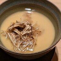 鮨 由う - 
