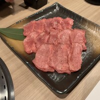 近江うし 焼肉 にくTATSU 青山本店 - 