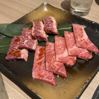 近江うし 焼肉 にくTATSU 青山本店 - 