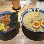 麺や兼虎 博多デイトス店 - 