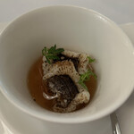 プレスキル - デュカ風味の淡路鱧と玉ねぎ　コンソメのカソレット