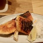 ひとしお - 炭焼き鮭ハラス定食