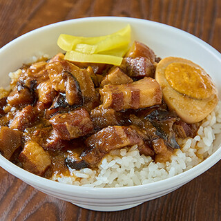 本場の味をスピーディーにお手頃価格でご提供！テイクアウトOK