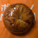 ボーノベーカリ - トリュフバター生ベーグル