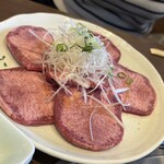 焼肉 王牛 - 