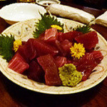 まぐろ家 繁正 - まぐろのぶつ切り　コースに+500円で食べ放題にできます