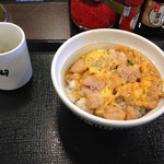 なか卯 - 親子丼490円