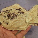 甘党の店 あんあん - 餡子が見えます120円