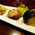 まぐろ家 繁正 鷹匠店 - 前菜3点