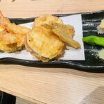 水面月 - 旬の天麩羅盛り合わせ