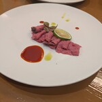 マハロ大人の隠れ家 大名店 - ローストビーフ