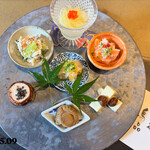 鳥品 - 【2025/09】季節の前菜の盛り合わせ