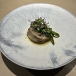 Lega - 大和ポークはケッパーと一緒に煮込まれていて、すごく柔らかい。