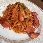 バー リーファー - トリフ薫るナポリタン　¥850