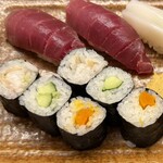 おつな寿司 - 海苔巻きと良い色味の鮪