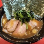 家系総本山 吉村家 - 