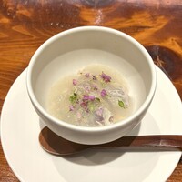 馳走西健一 - 浜名湖のドウマン蟹、玉ねぎのピューレ