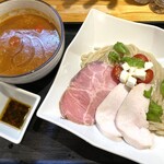 麺処 飯田家 - 料理写真:完熟トマトつけ麺 pomodoro