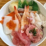 魚丼屋 - 料理写真:お値打ち丼
