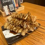 個室で味わう博多もつ鍋と手打ち焼き鳥 呑兵衛 - 