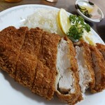 日進食堂 - 厚みも素敵な旨旨な逸品