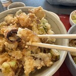 名物げそ天丼と自家製うどん お多福 - 