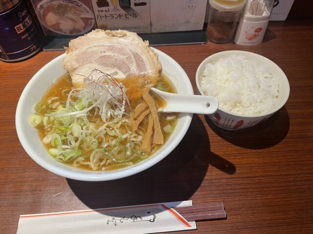 ラーメン由 - 甲斐住吉/ラーメン | 食べログ