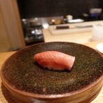 田町鮨 惠万 - 宮城塩釜の本マグロ