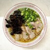 らーめん辰屋 - 最速きくらげチャーシューメン　青ねぎトッピング