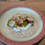 ロス タコス アスーレス - 福耳唐辛子と山羊のチーズ