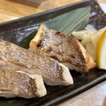 フィッシュ オン ディッシュ ロリー - 