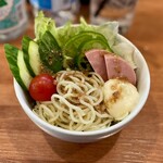 朝から居酒屋 陽のうえ - ラーサラ 380円