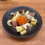 朝から居酒屋 陽のうえ - ちらし寿司のあたま 380円