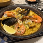 パエリアレストラン バラッカ - 鉄鍋パエリアランチ・海の幸（2350円）