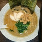ラーメン 虎ノ穴男塾 - ラーメン中盛