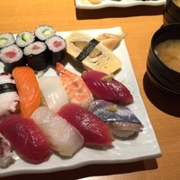鮨丸 - ランチのテンゴにぎり