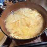 定食 くぅべ - 味噌汁