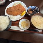 定食 くぅべ - サーモンフライ定食