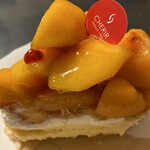 CHERIR SUZUKA - 贅沢に 黄金桃が ゴロゴロ乗っています♩