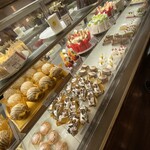 CHERIR SUZUKA - 宝石箱のような ショーケース✧︎*。