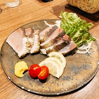 魚と炭と鉄板と ととと - かんぱち藁焼き