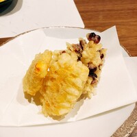 魚と炭と鉄板と ととと - とうもろこし天ぷら