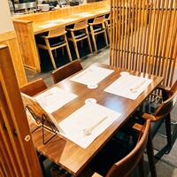 魚と炭と鉄板と ととと - テーブル