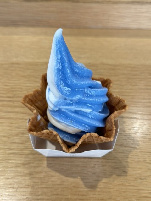 ローソンカフェ 大阪・関西万博店 - 夢洲/サンドイッチ | 食べログ