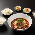 広島四川飯店 - タンタン麺セット