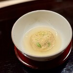 多仁本 - 枝豆と蓮根の飛竜頭。
      こういう炊合せが、本当に上品になってきました。
      大好きなお味です…